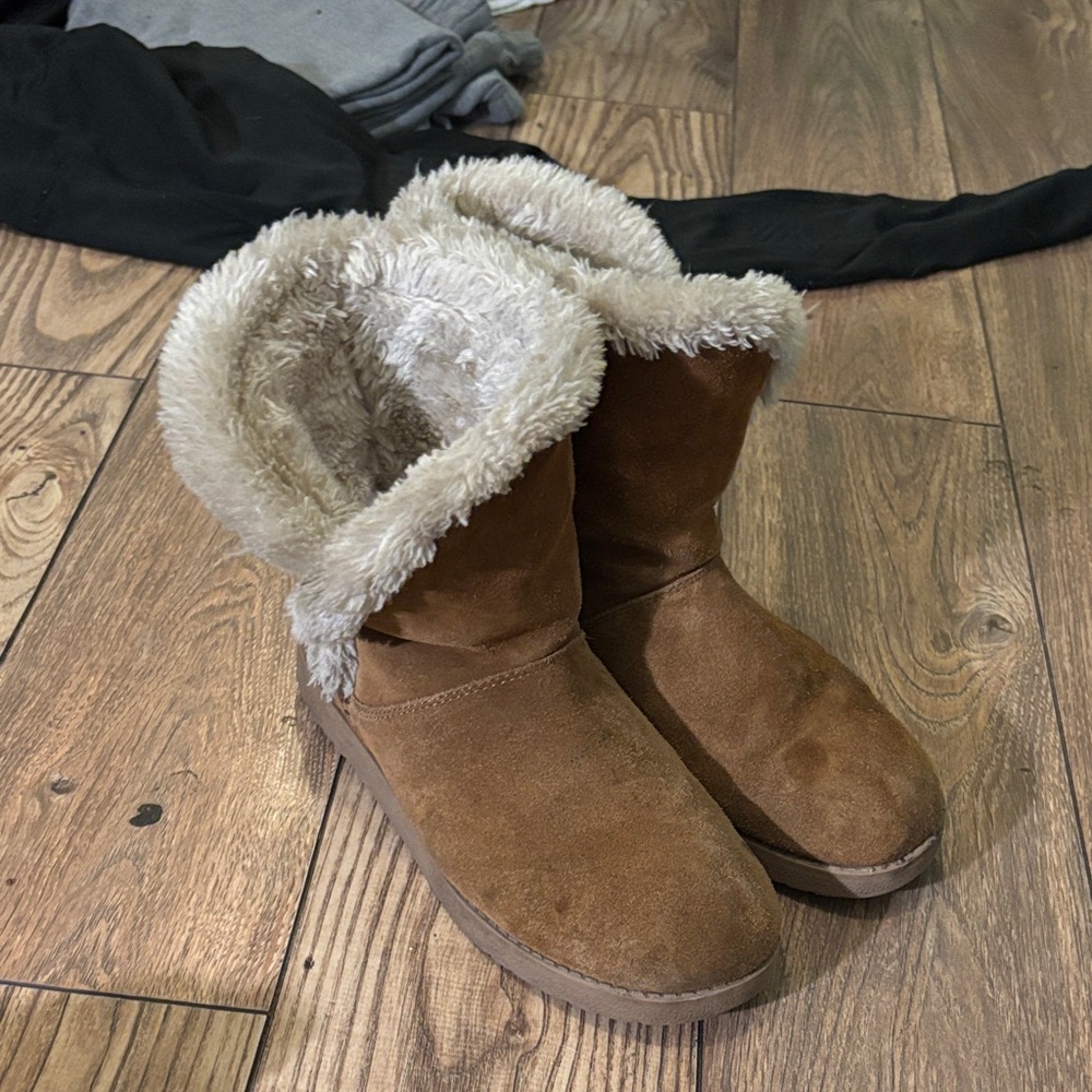 Cozy Brown Suede Women's Boots